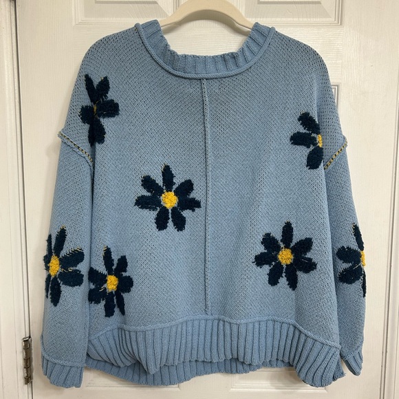 Carly Jean Los Angeles Blue V-Neck Sweater with Floral Design - Picture 2 of 3